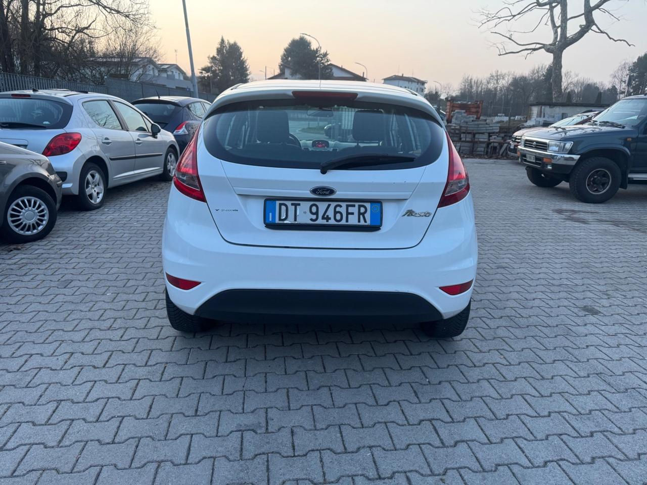 Ford Fiesta 1.2 16V 5p. Ghia