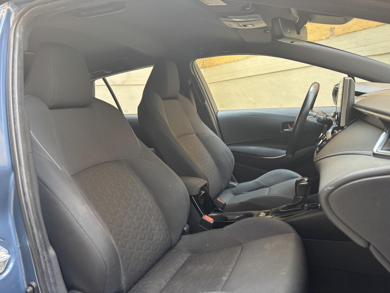 TOYOTA COROLLA 1.8 HYBRID