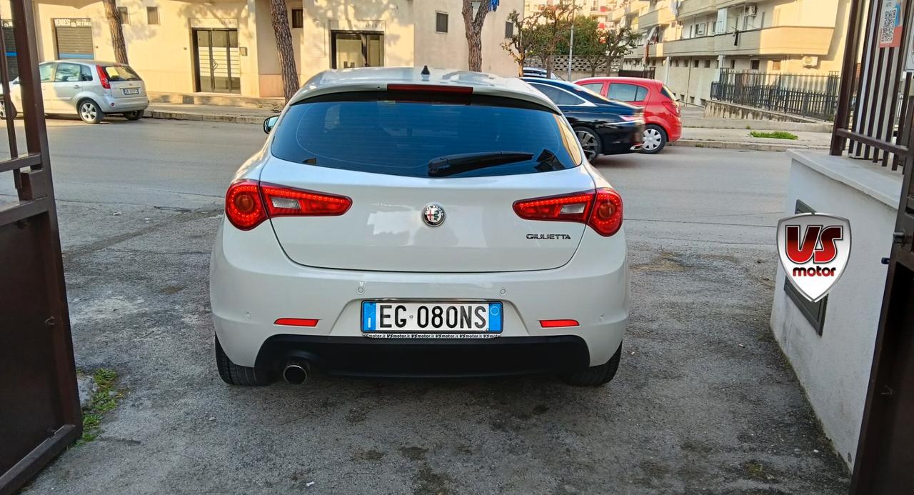 ALFA ROMEO GIULIETTA 1.6 MTJ-2011