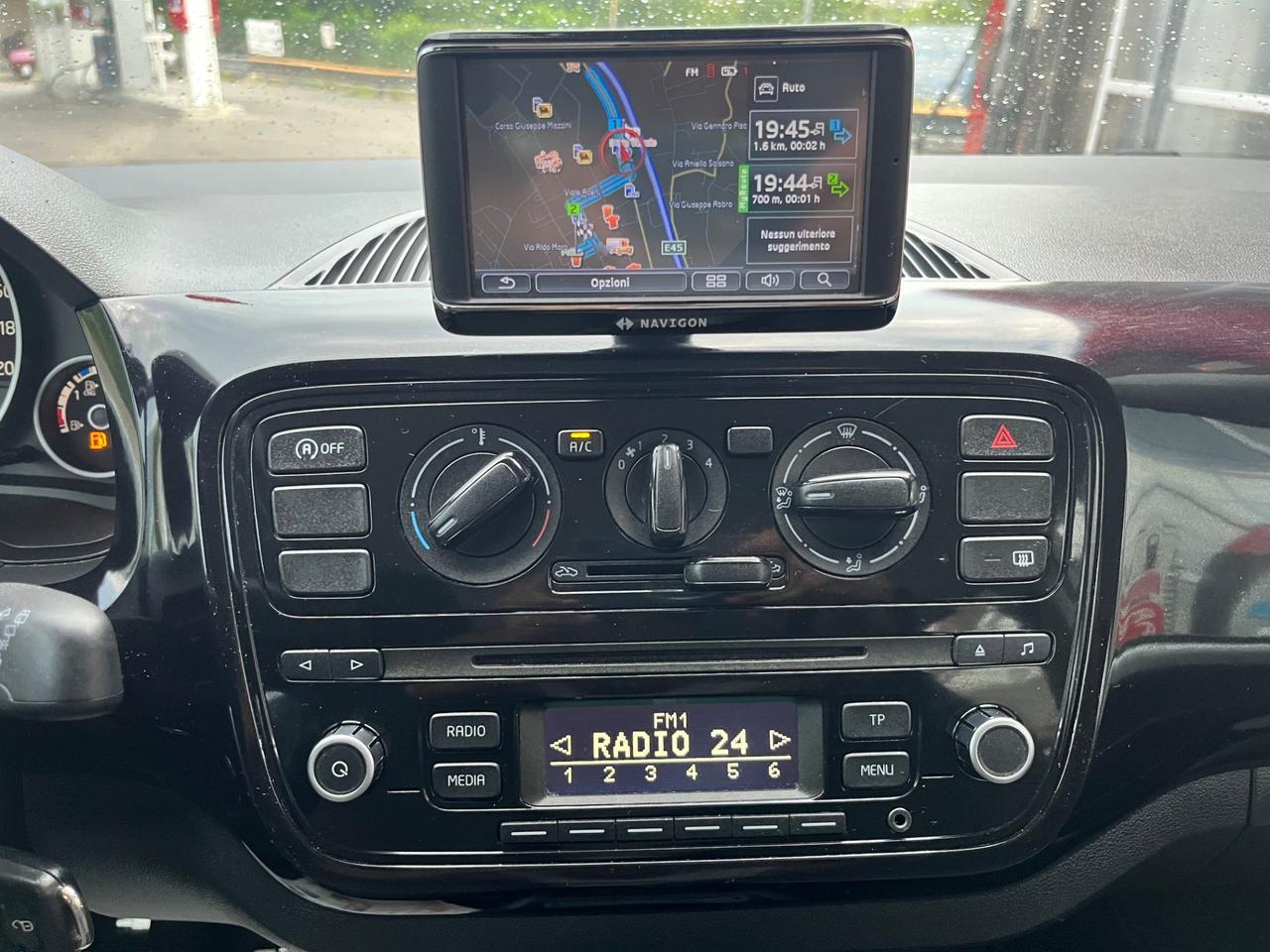 VOLKSWAGEN UP 5P 1000 A METANO A.F.F.A.R.E