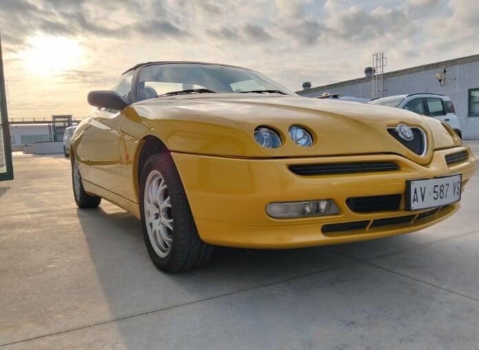 Alfa Romeo Spider 1.8