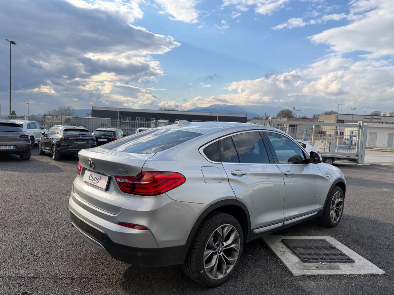 Bmw X4 xDrive20d xLine PER OPERATORI DEL SETTORE