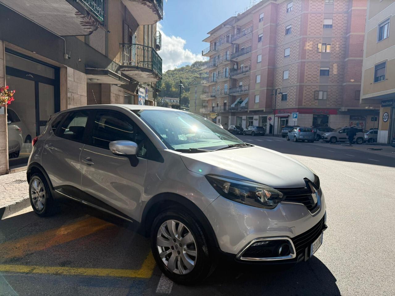 Renault Captur 0.9 90 CV Energy R-Link 63.500 KM
