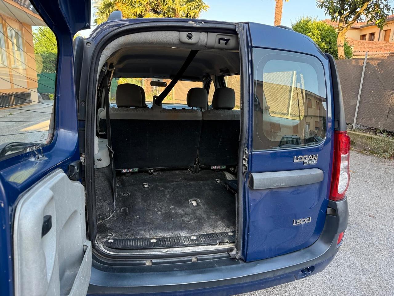 Dacia Logan 1.5 dCi 50kw 7 posti ok Neopatentati