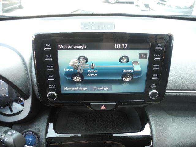 TOYOTA Yaris Cross 1.5 Hybrid E-CVT Business -Ok NEOPAT.-IVA detraib.