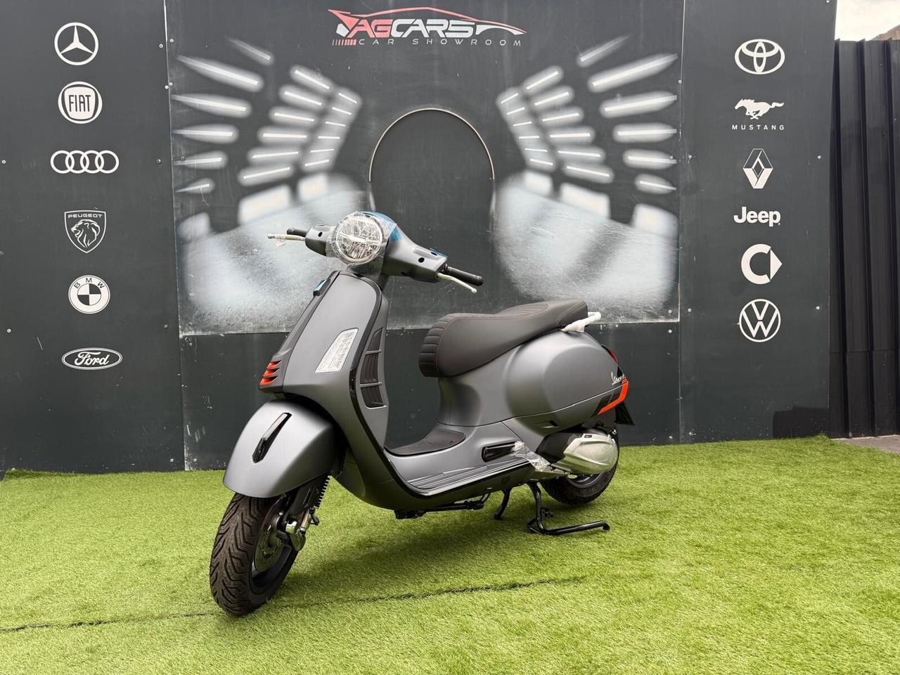 Vespa GTS 300 SUPER SPORT
