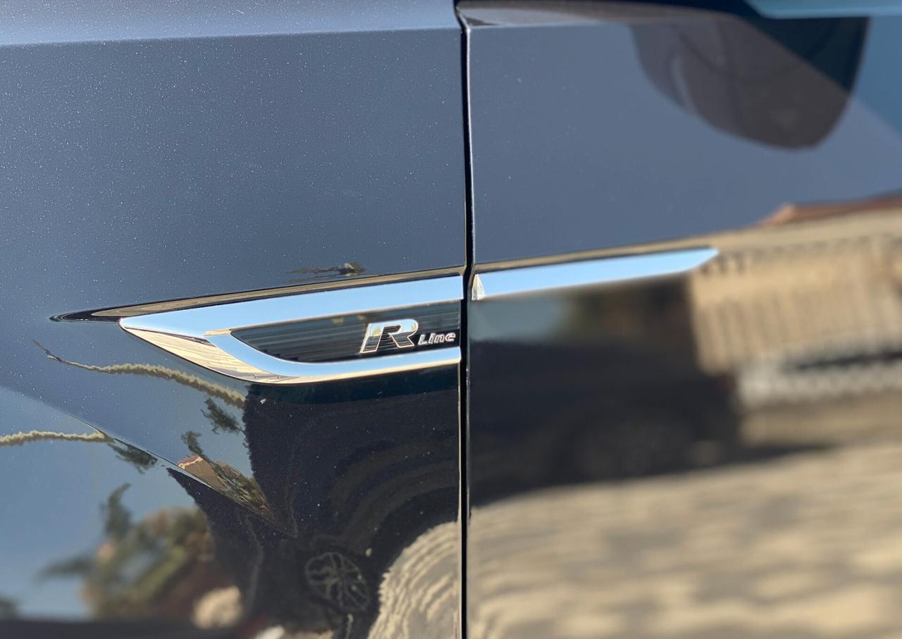 Volkswagen T-Roc R-Line 2.0 TDI 150CV DSG