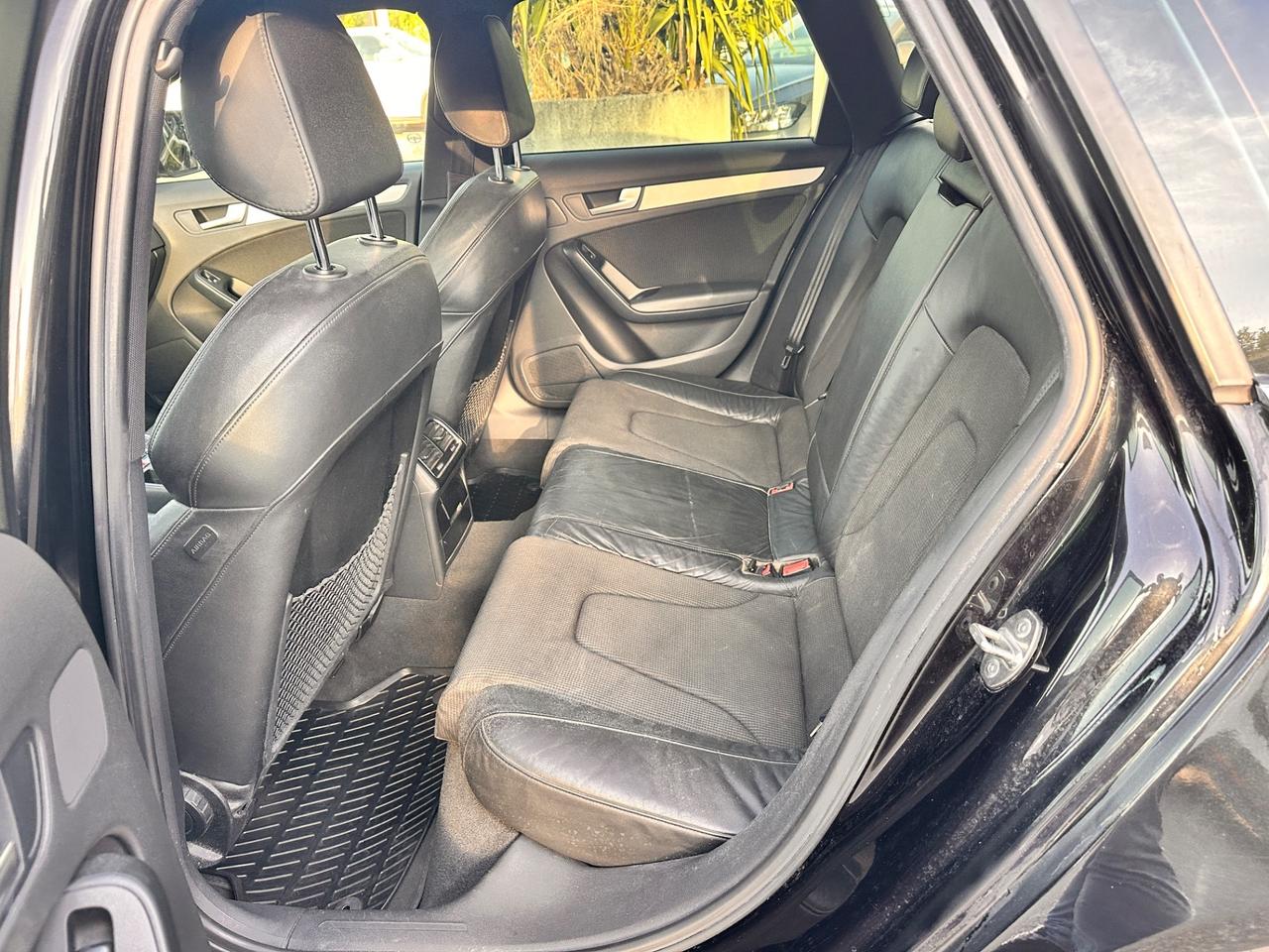 Audi A4 Avant 2.0 TDI 143CV s-Line