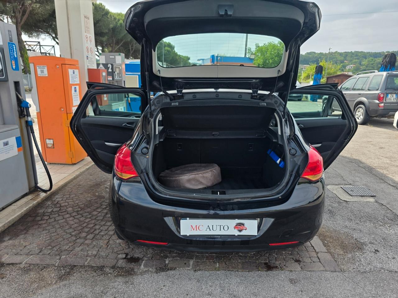 Opel Astra 1.4 100CV 5 porte GPL con 236.000km Neopatentati ok