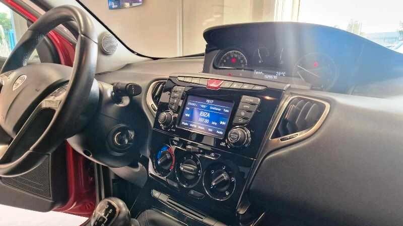 Lancia Ypsilon 1.2 69 CV Ecochic GPL Gold MY19