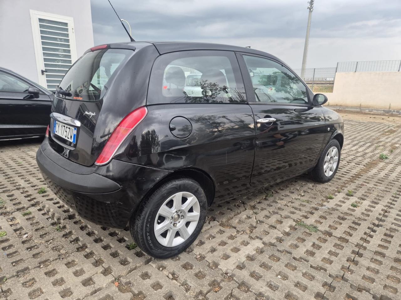 Lancia Ypsilon 1.3 Multijet 16V Argento