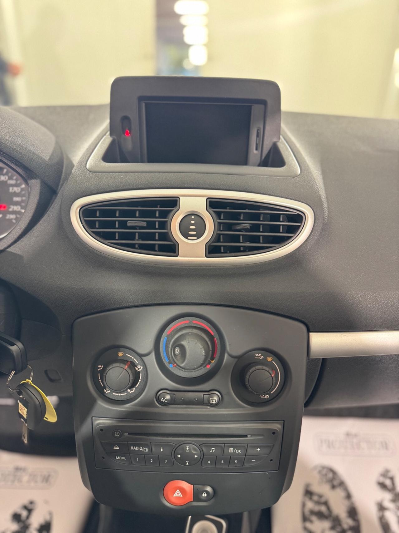 Renault Clio 1.2 16V 5 porte Dynamique* SOLO 39000 KM*