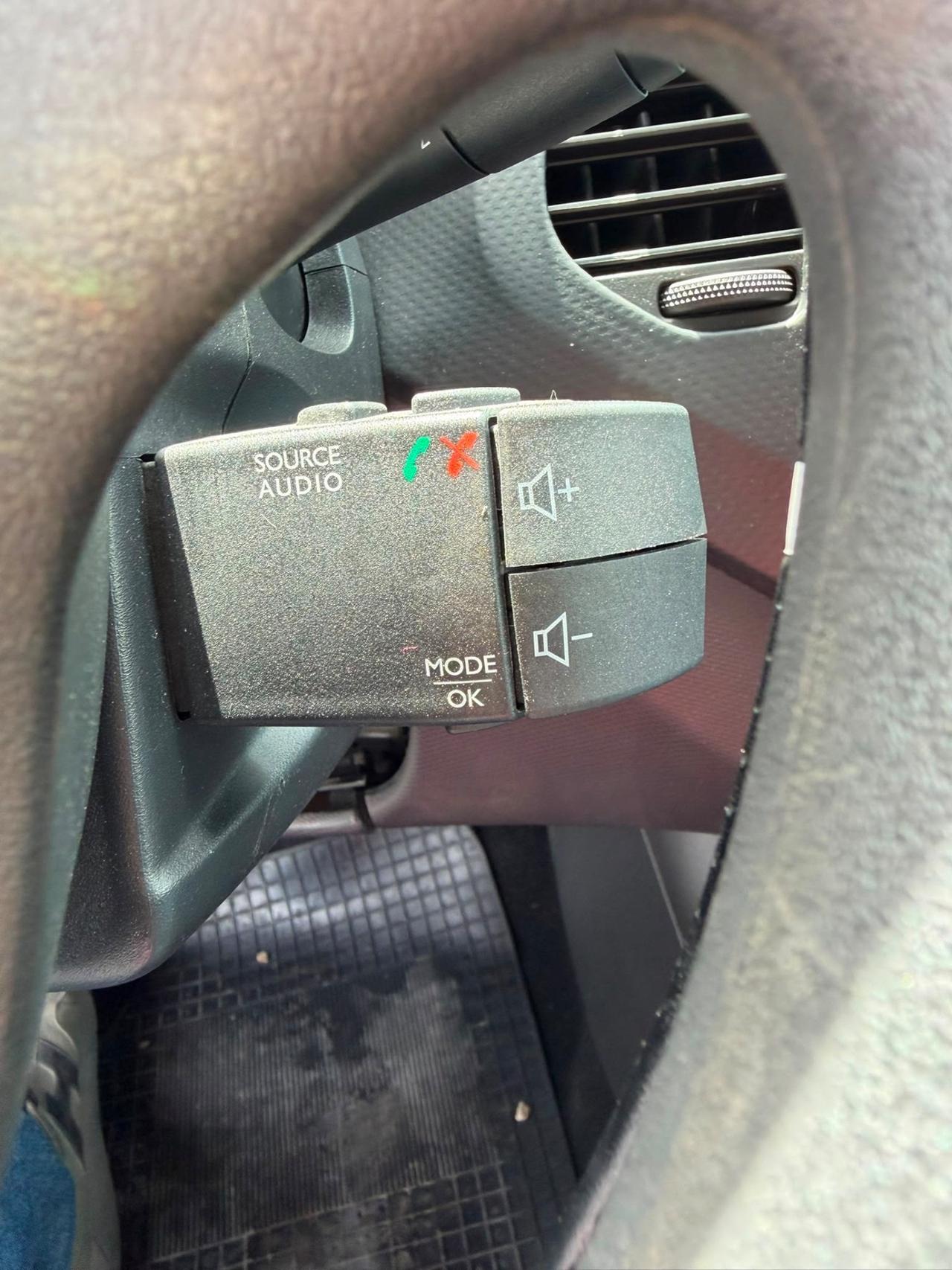 Renault Captur Benzina- Neopatentati- Anche Permuta