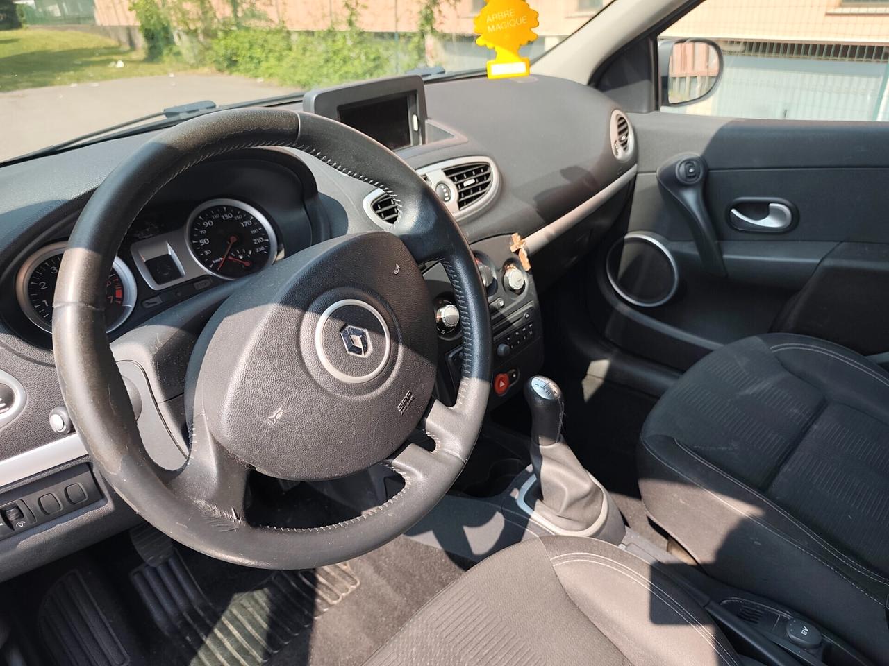 Renault Clio 1.2 16V 5 porte GPL Dynamique