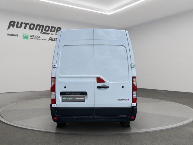 RENAULT Master T35 2.3dCi L2H2