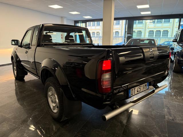 NISSAN Navara 2.5 tdi 2p. King Cab - CABINA SINGOLA SEDILI RISC.