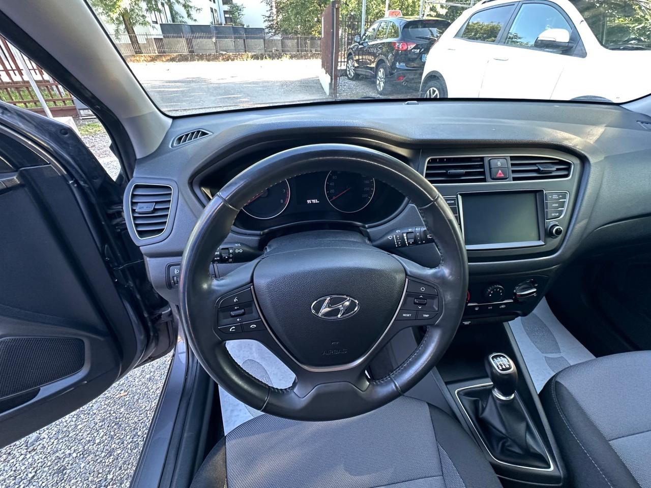 Hyundai i20 1.2 5 porte Connectline