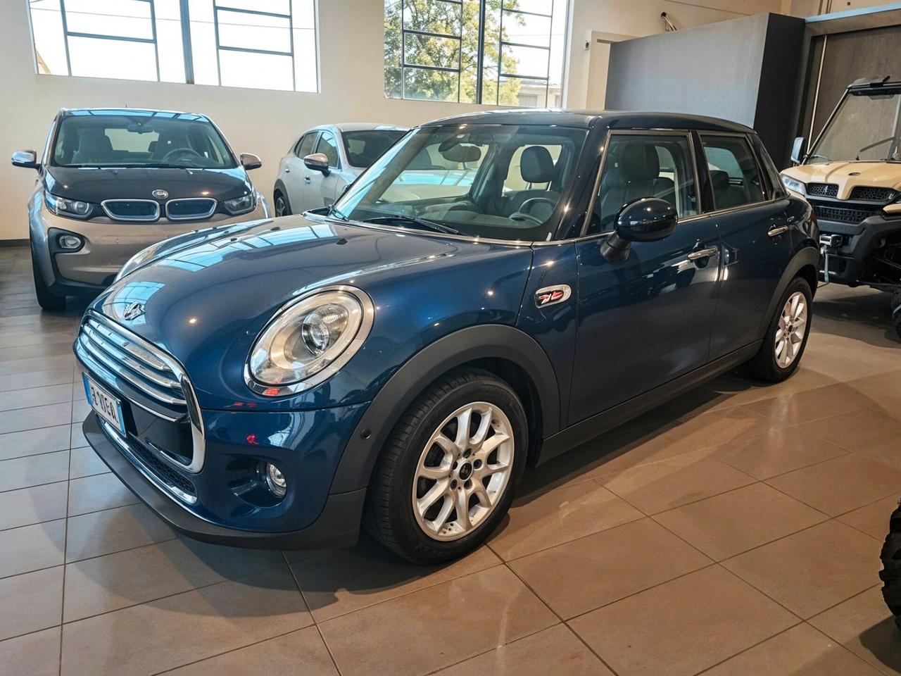 MINI Cooper D 1.5 116CV 5 porte • LED • PDC • Driving Modes