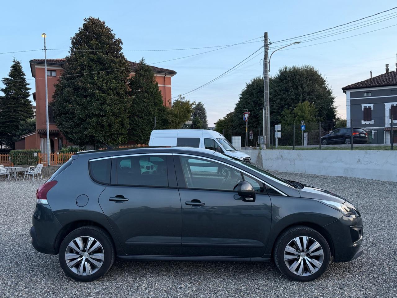 Peugeot 3008 BlueHDi 120 S&S Business