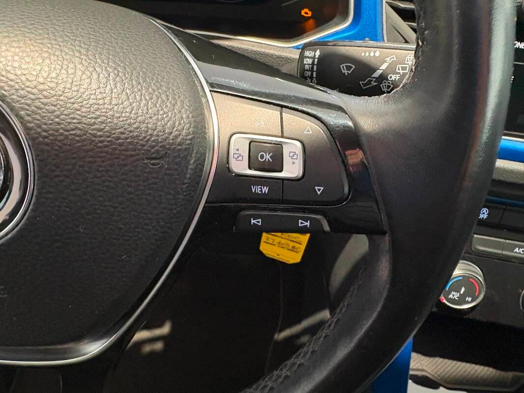 Volkswagen T-Roc 1.0 tsi Advanced