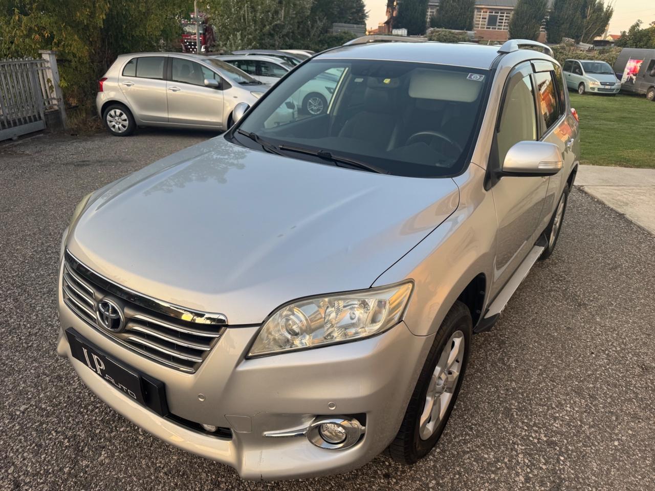 Toyota RAV 4 RAV4 Crossover 2.2 D-4D 150 CV DPF Exclusive