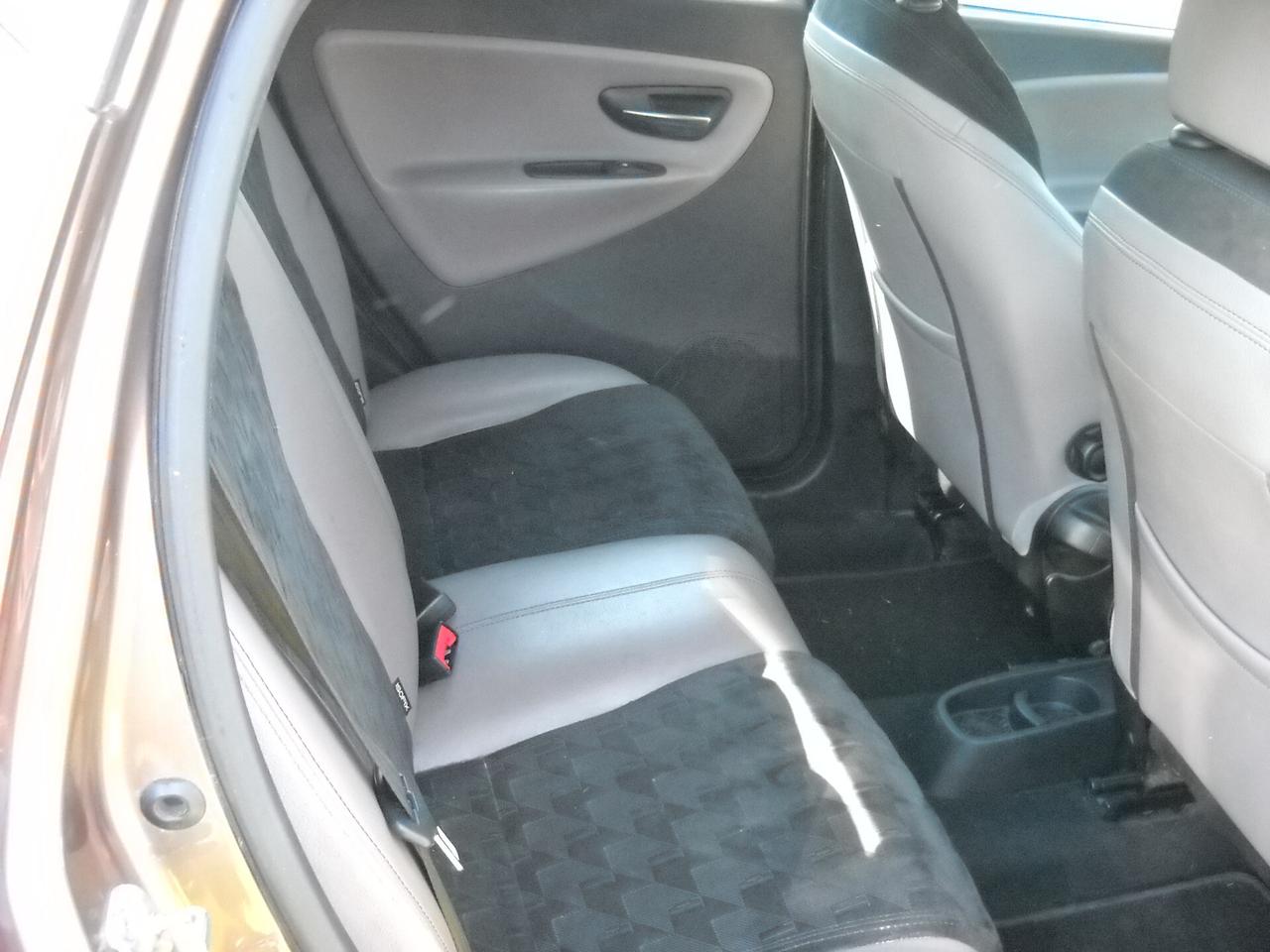 Lancia Ypsilon 1.2 69 CV 5 porte Elle
