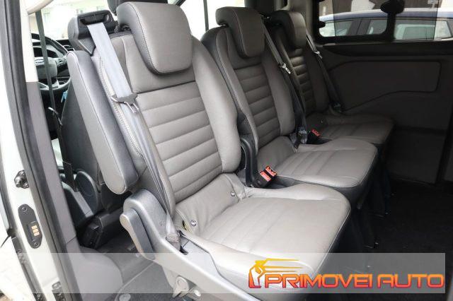 FORD Tourneo Custom 310 2.0 TDCi 130CV PC Titanium