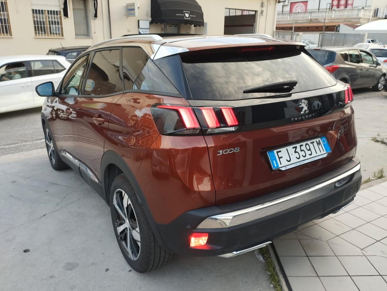 Peugeot 3008 BlueHDi 120 S&S EAT6 Allure