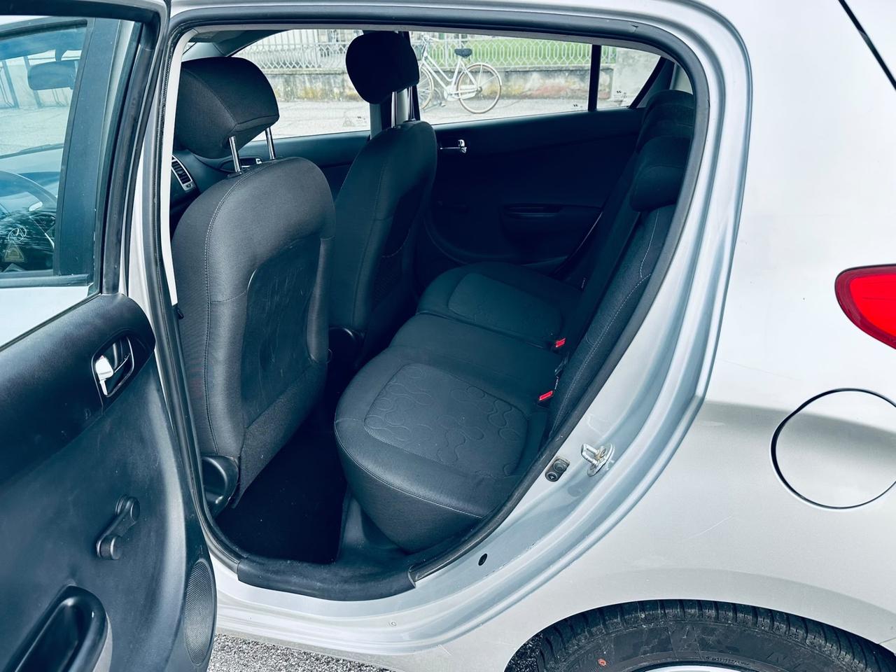 Hyundai i20 1.2 5p. Fiorucci