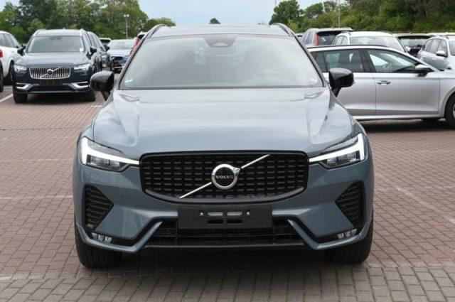 VOLVO XC60 B4 (d) AWD Geartronic R-design