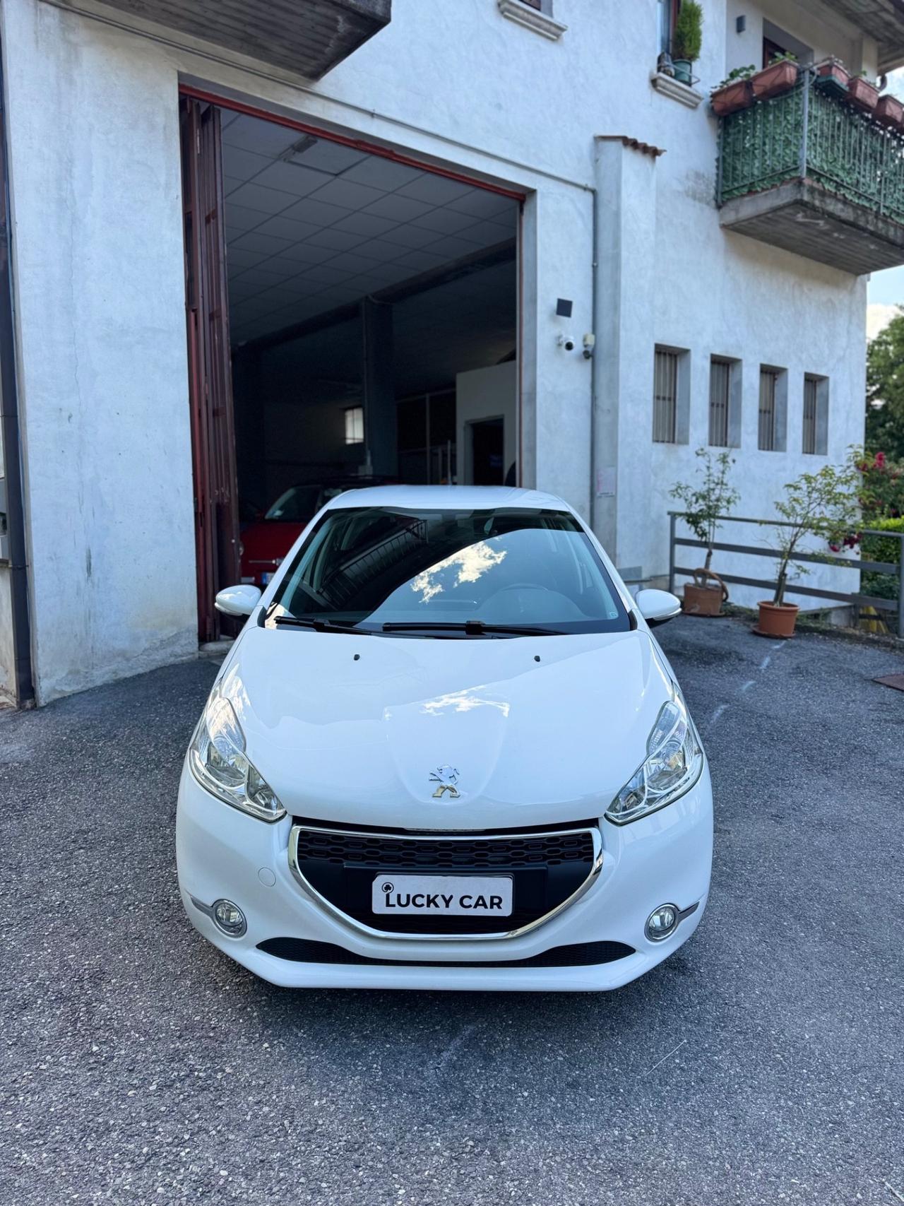 Peugeot 208 1.4 HDi 68 CV 3 porte Active