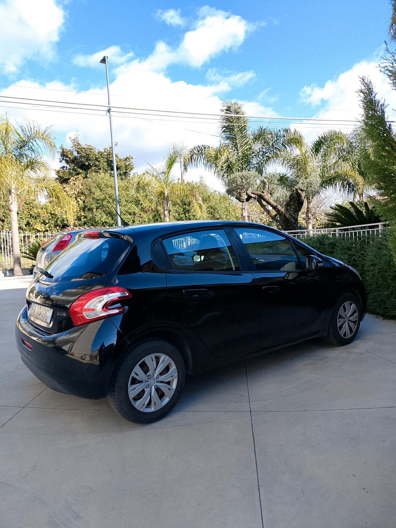 Peugeot 208 1.2 VTi 82 CV 5 porte Allure