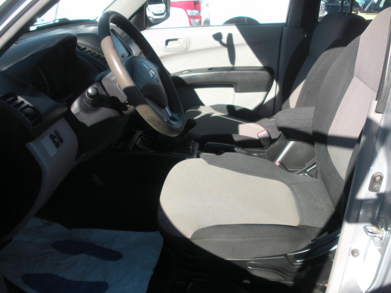 Mitsubishi L200 2.5 DI-D Double Cab Invite ''SAFARI''