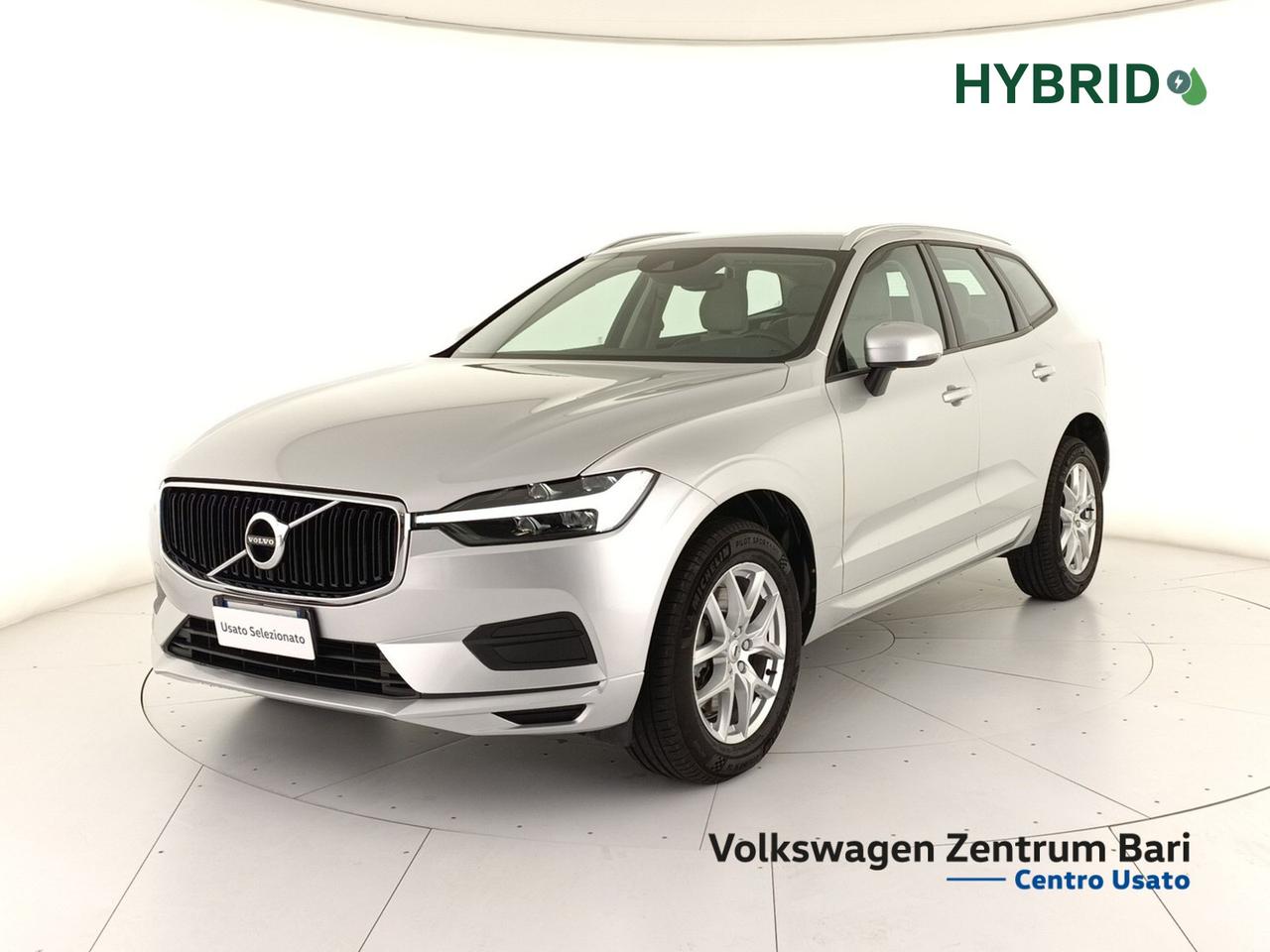 Volvo XC60 2.0 b4 momentum pro auto