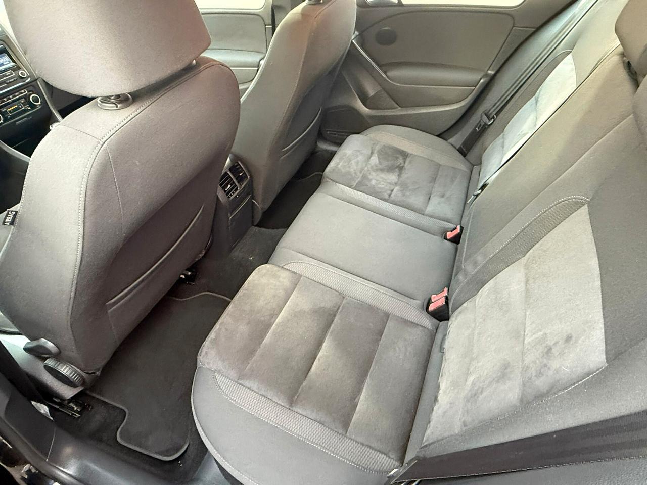 Volkswagen Golf 1.6 TDI 105cv Highline - 2011