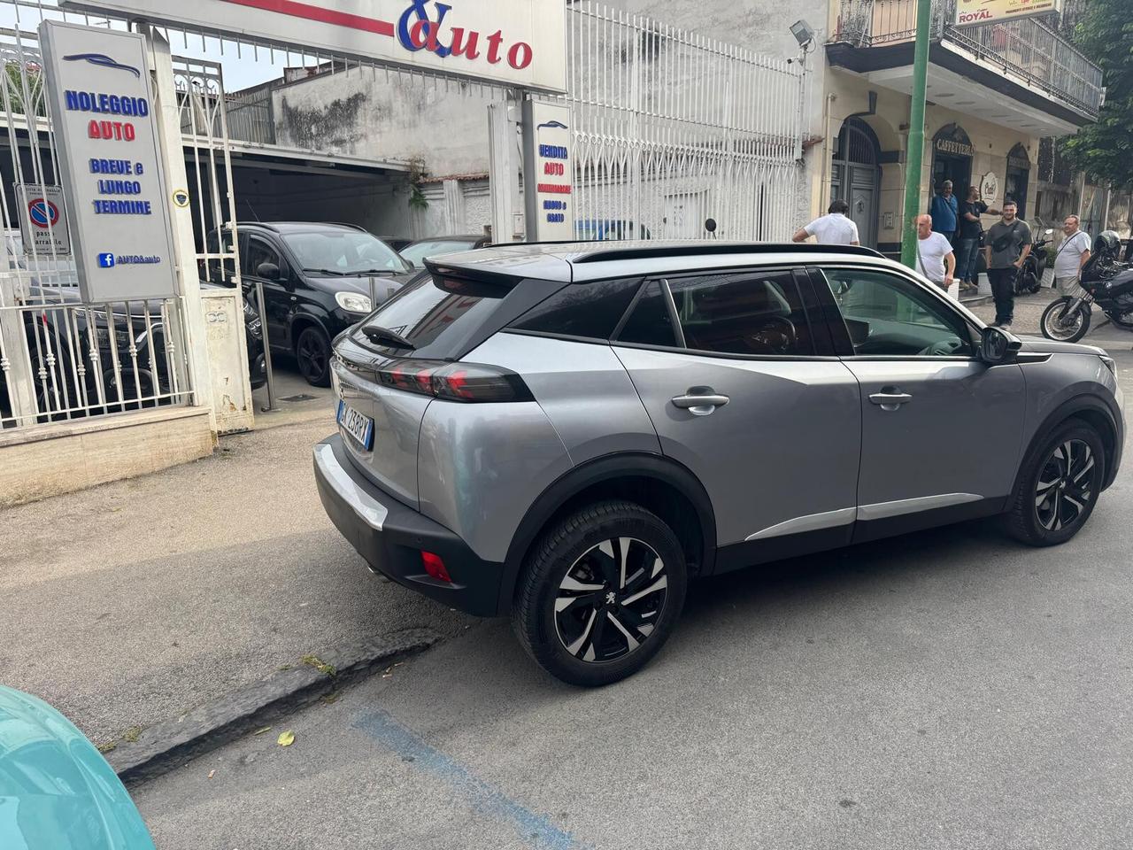 Peugeot 2008 BlueHDi 130 S&S EAT8 Allure