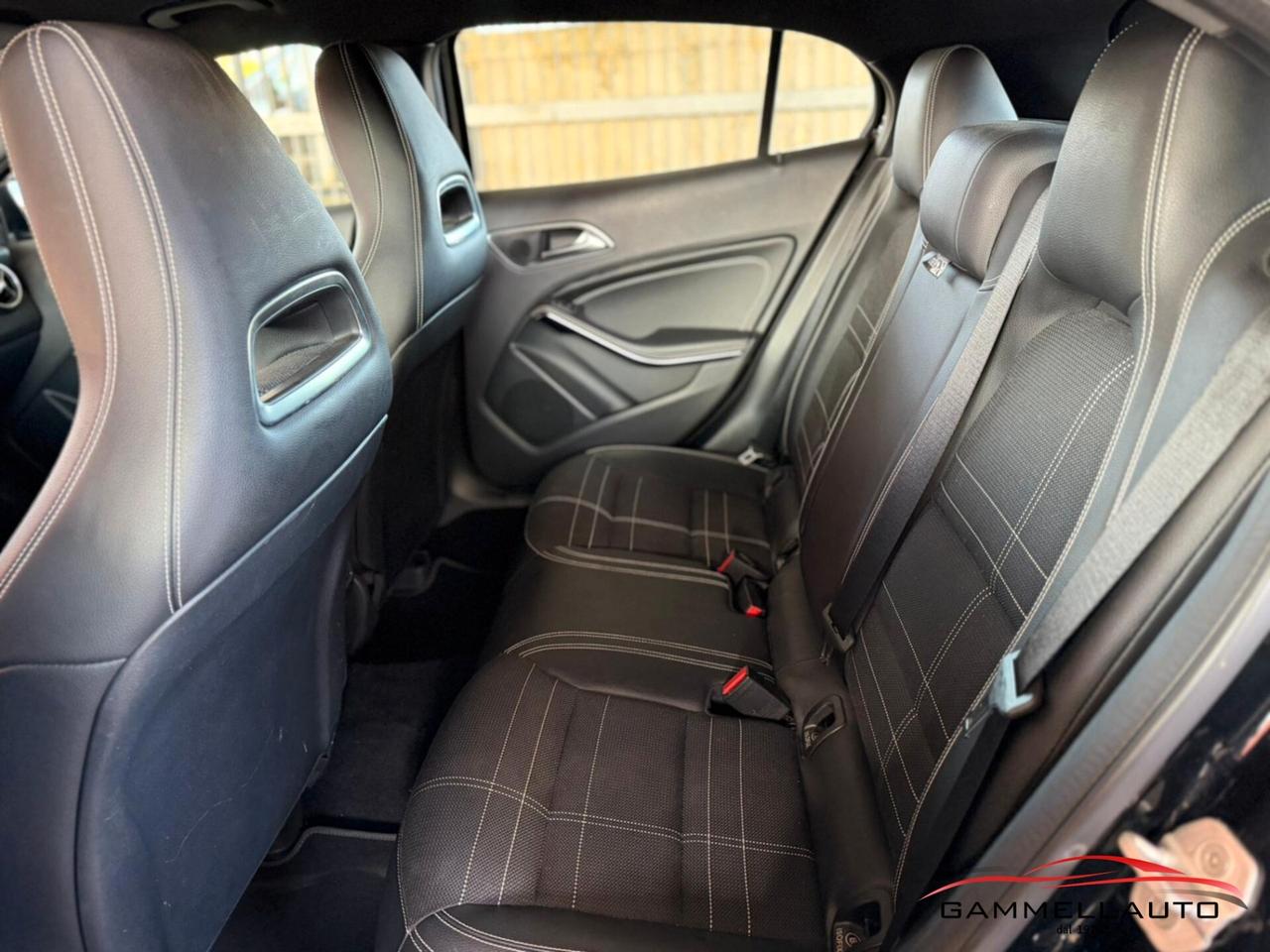 Mercedes-benz GLA 180d Automatic Sport 109cv