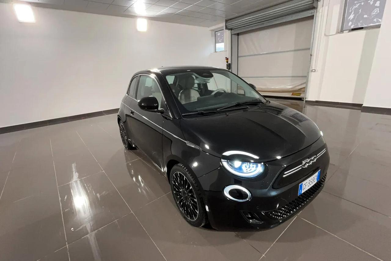 Fiat 500 500e 3+1 42 kWh La Prima