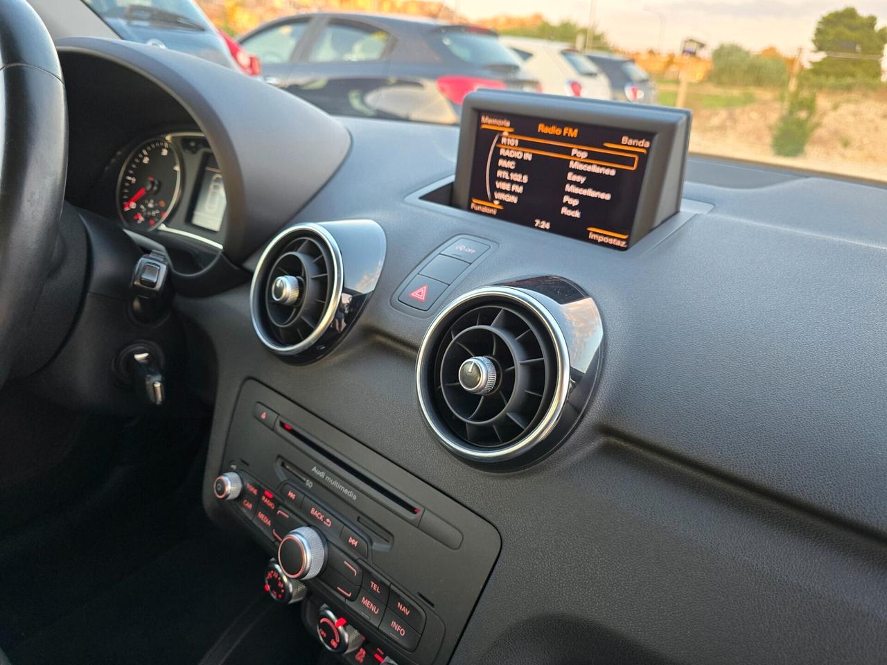 Audi A1 1.6 TDI Attraction