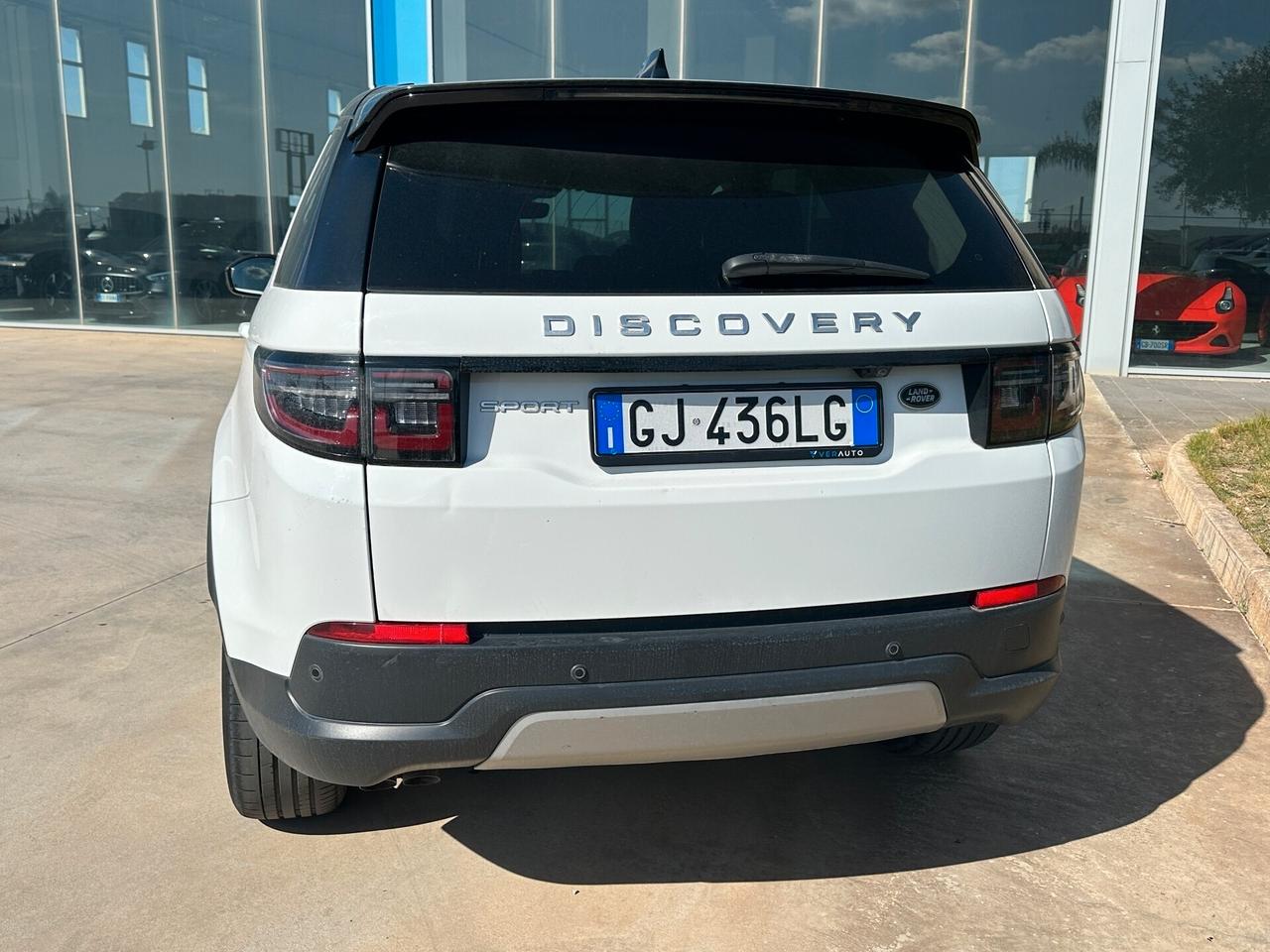 Land Rover Discovery Sport 2.0d possibilità noleggio no scoring