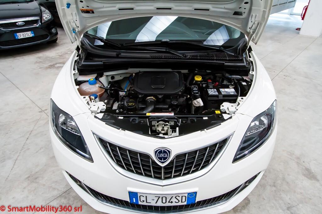 Lancia Ypsilon 1.0 FireFly 5 porte S&S Hybrid Gold