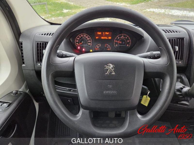 Peugeot Boxer 330 2.2 HDi/130CV FAP PM-TM Combi+IVA-DISABILI