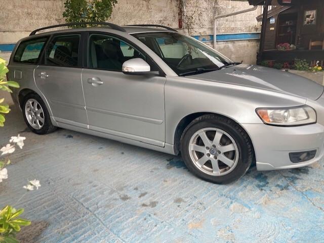 Volvo V50 D2 POLAR