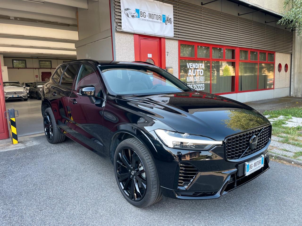 Volvo XC 60 XC60 II 2.0 t6 phev Ultra Black Edition awd auto