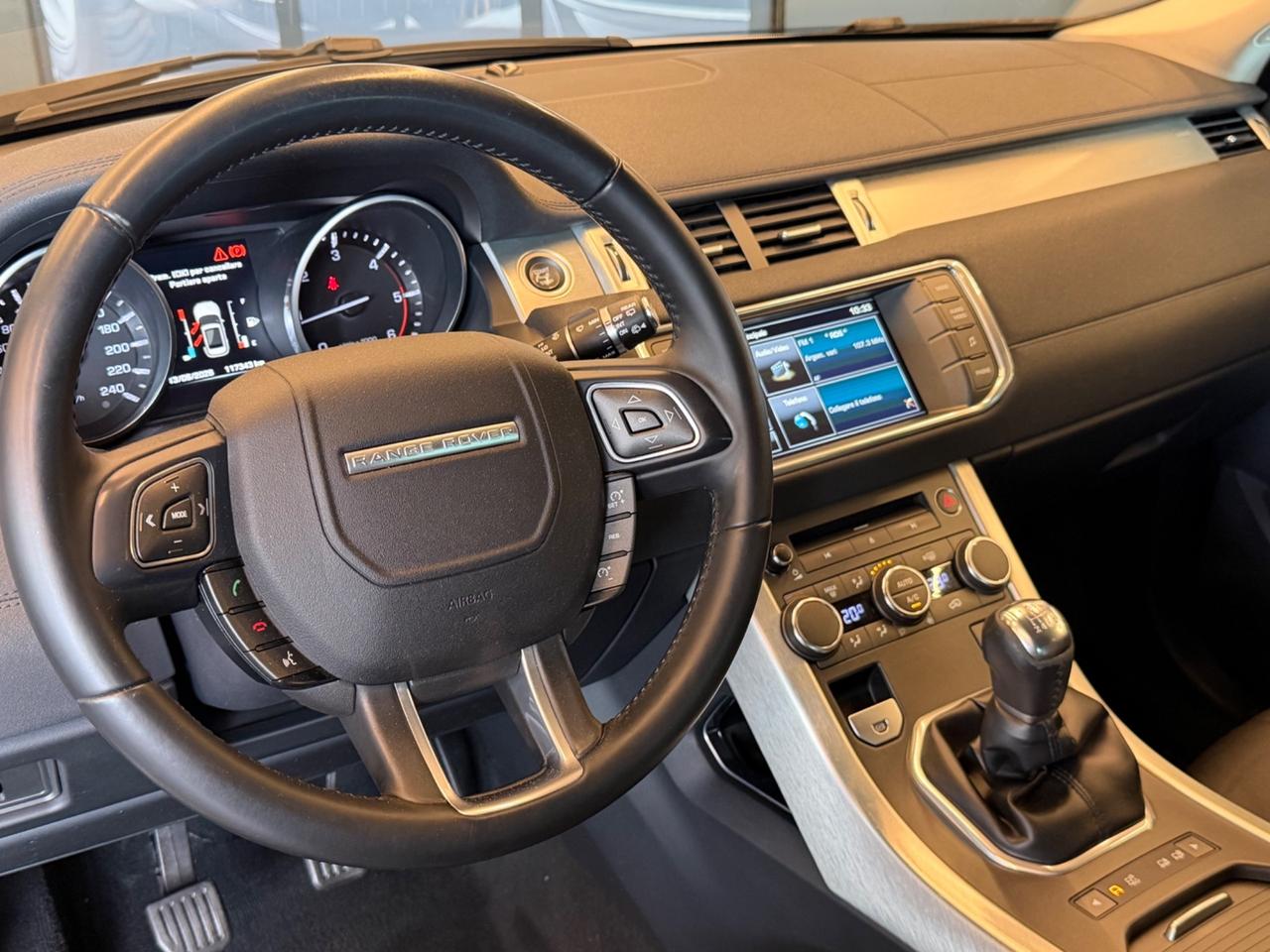 Land Rover Range Evoque 2.2 TD4 5p. Pure