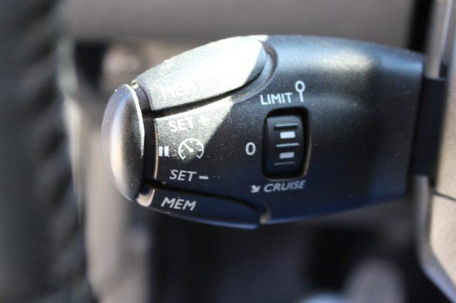 PEUGEOT 208 PureTech 100 Stop&Start 5 porte Allure