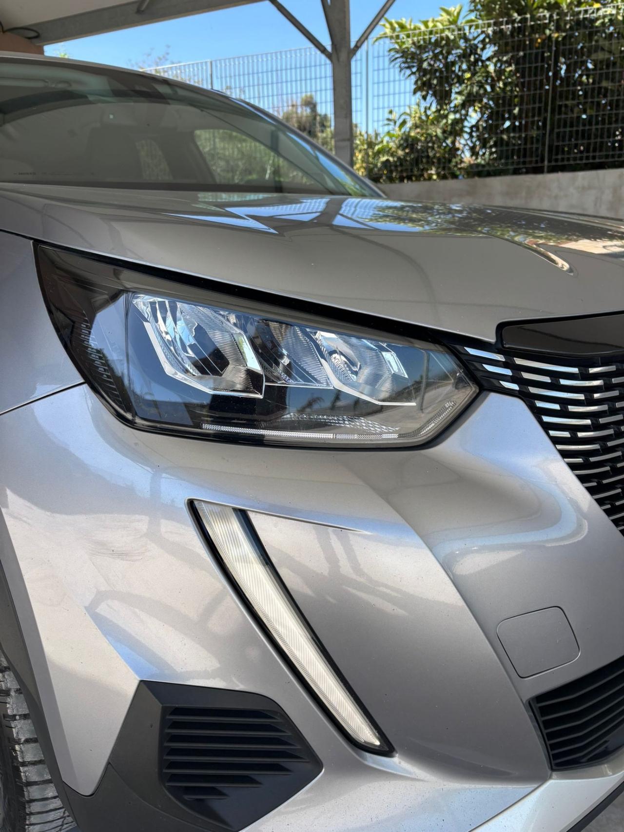 Peugeot 2008 BlueHDi 130 S&S EAT8 Allure \\1