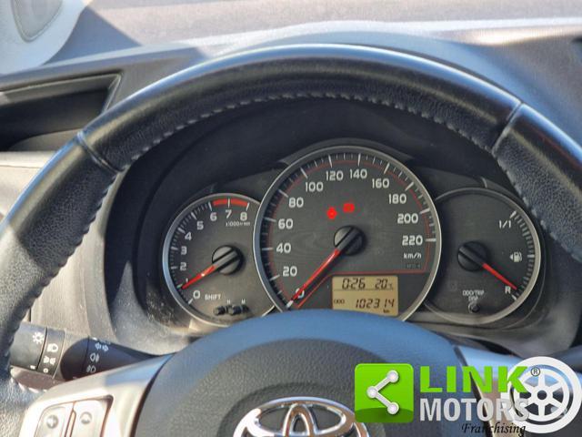 TOYOTA Yaris 1.0 5 porte