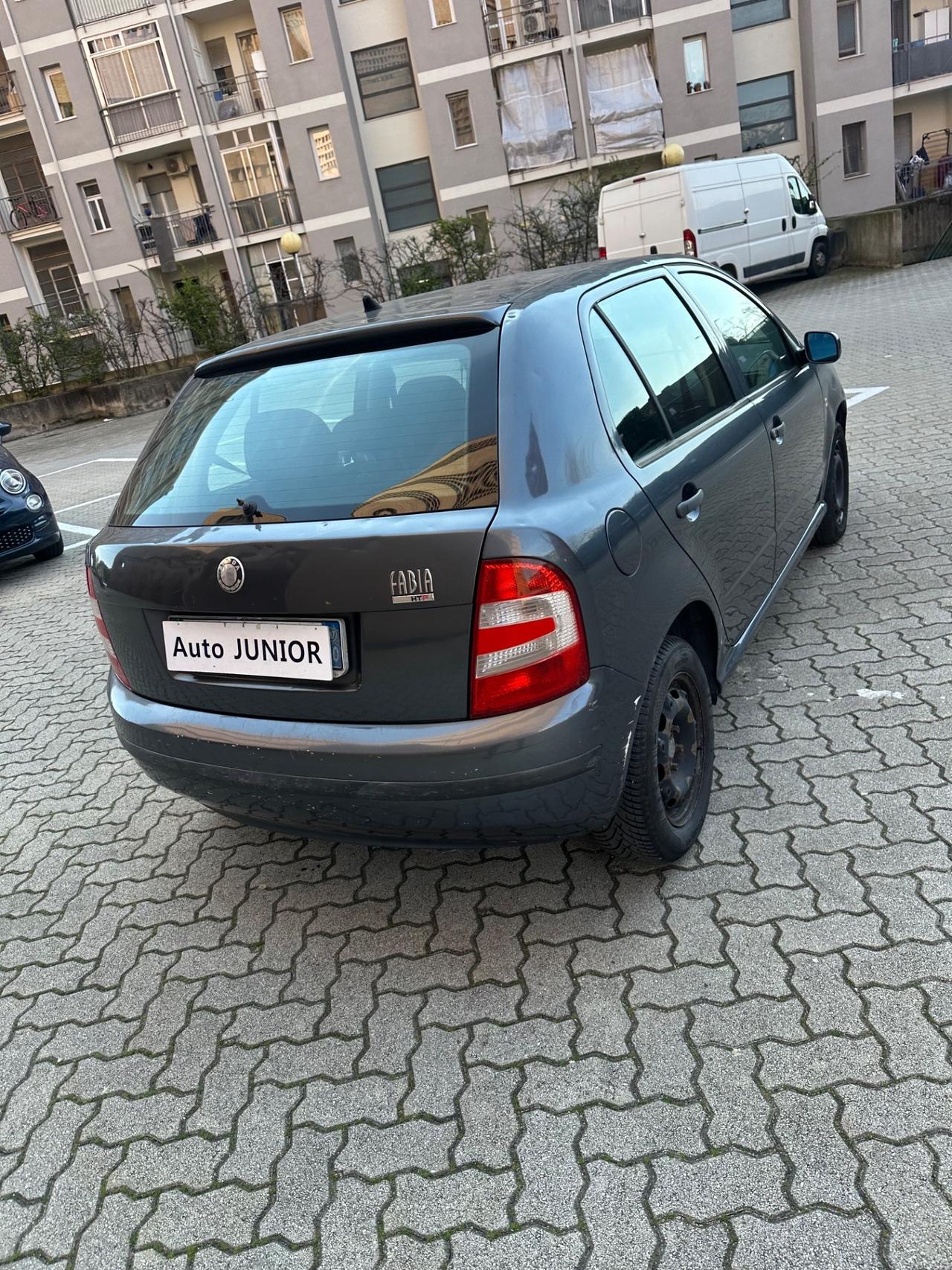 Skoda Fabia 1.2 12V 70CV 5p. Style