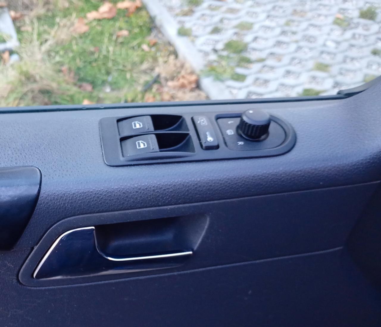 Volkswagen Multivan 2.5 TDI/130CV Comfortline